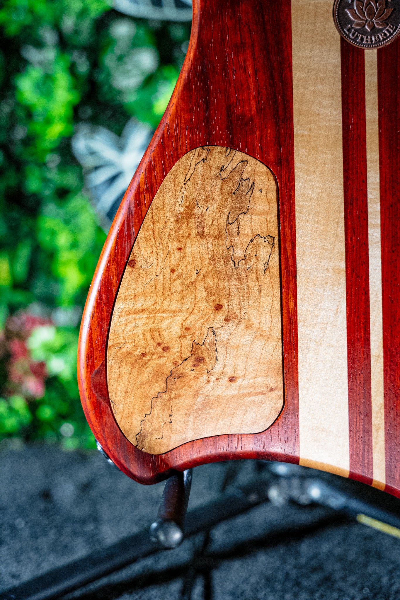 Lawless Lutherie - Orchid Prototype (3000 Entries)