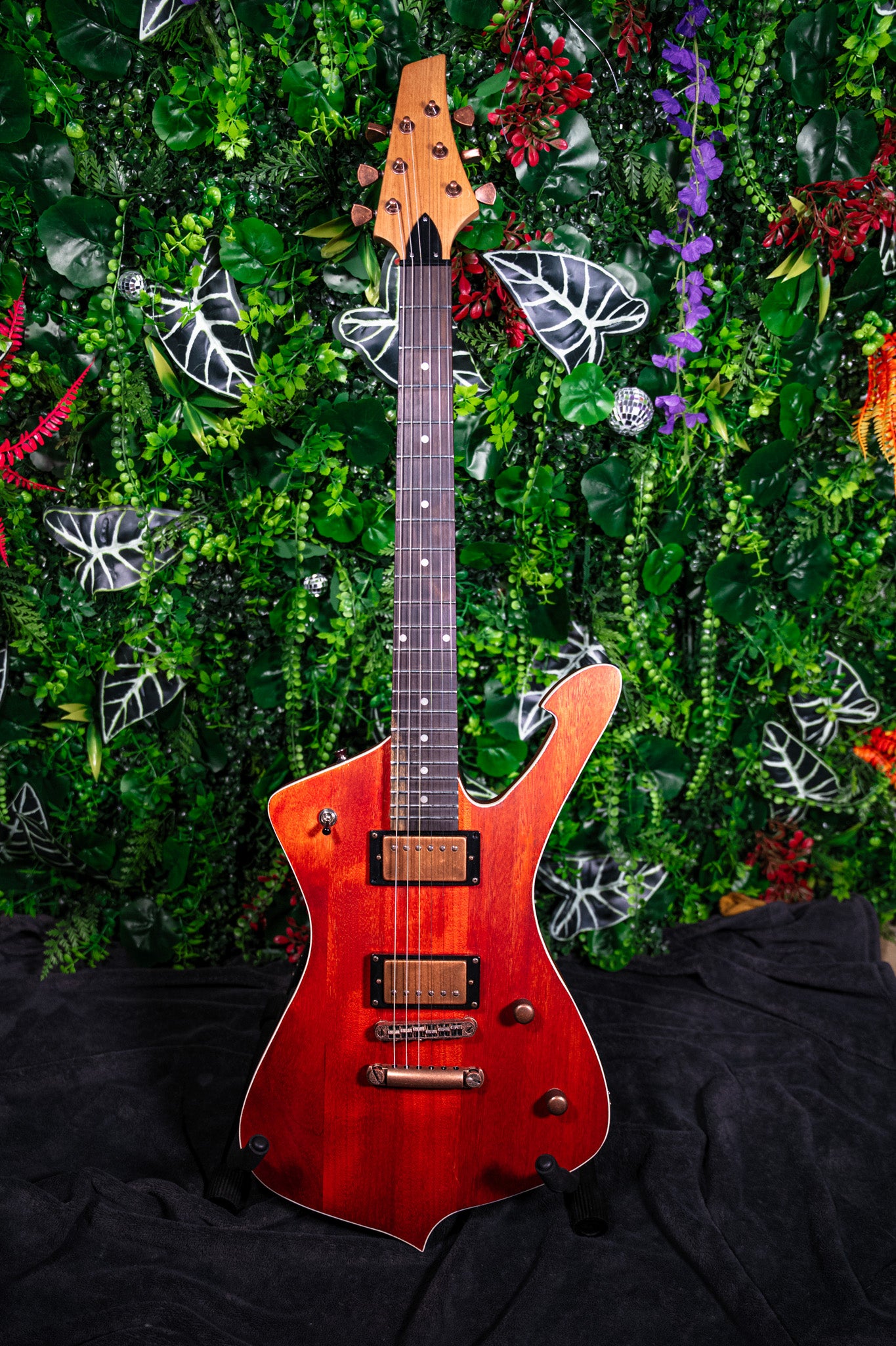 5 Quick Entry Iceman Giveaway – Lawless Lutherie